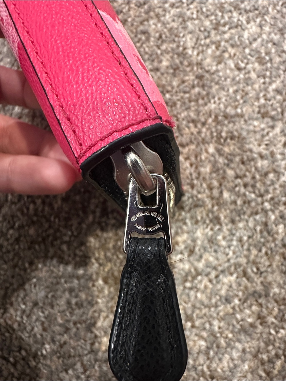 Coach pink wallet - Picture 4 of 4